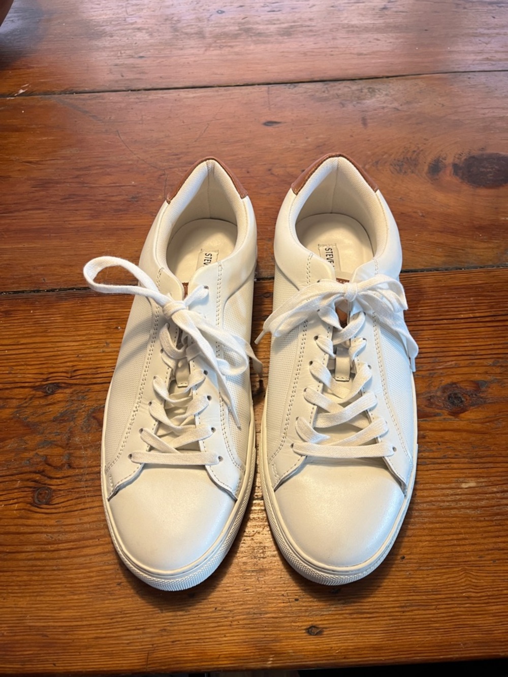 Steve Madden White Leather Sneakers with Brown Heel Tab